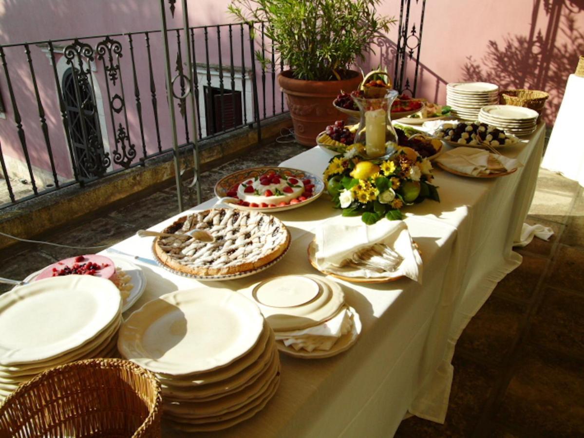 Borgo Trulli 1789 Bed & Breakfast ออสตูนี ภายนอก รูปภาพ